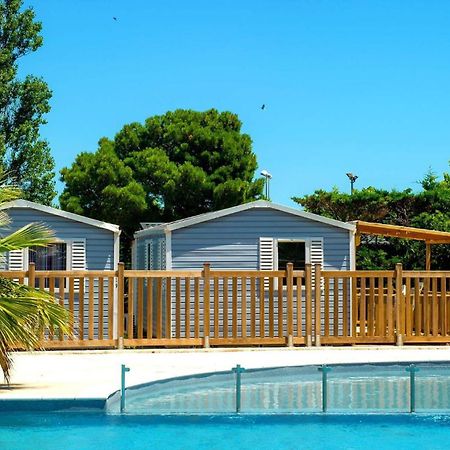 פור-א-נובל Les Mobil Homes De Naka, Une Entree Gratuite Pour La Reserve Africaine מראה חיצוני תמונה