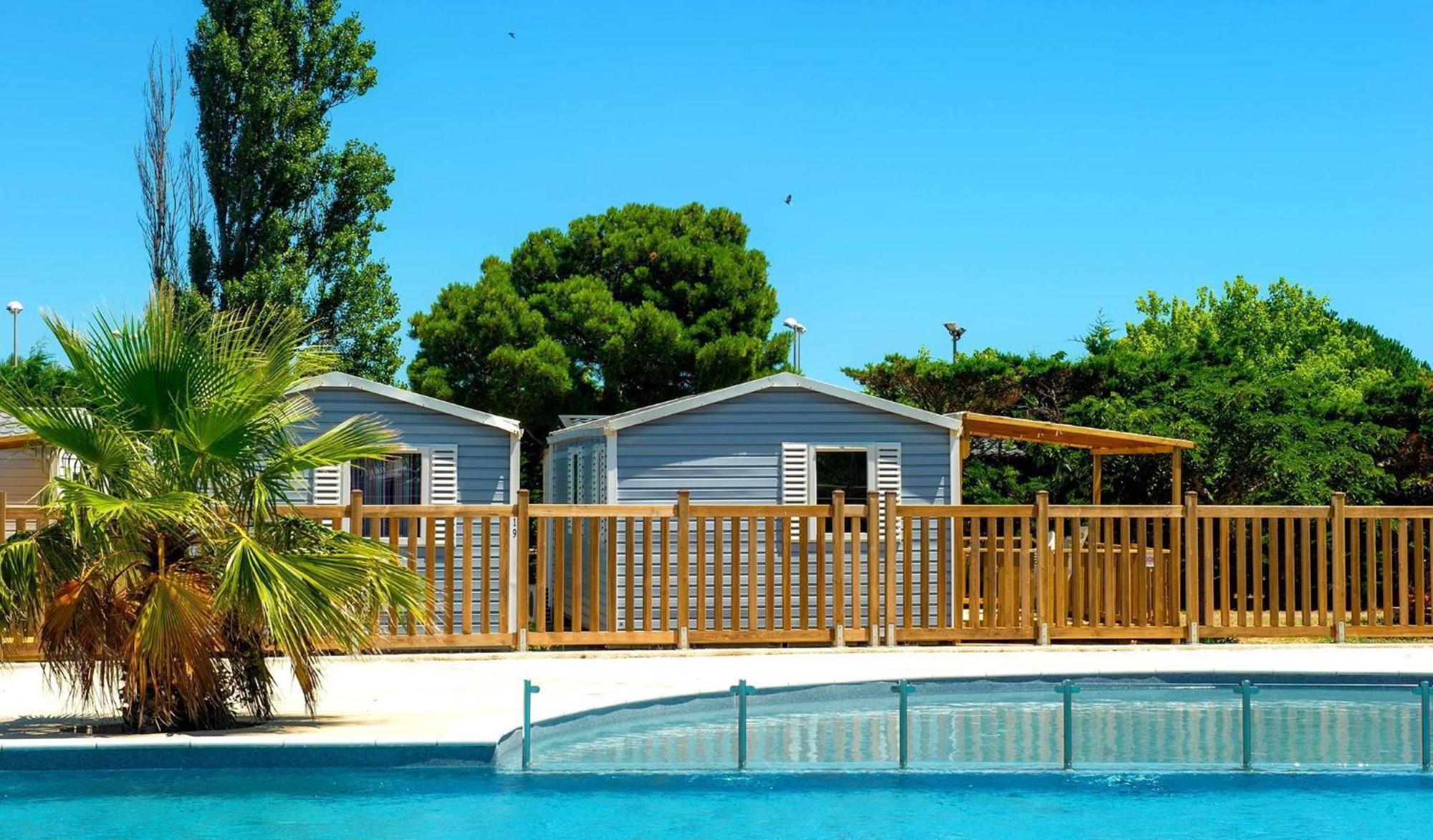 פור-א-נובל Les Mobil Homes De Naka, Une Entree Gratuite Pour La Reserve Africaine מראה חיצוני תמונה